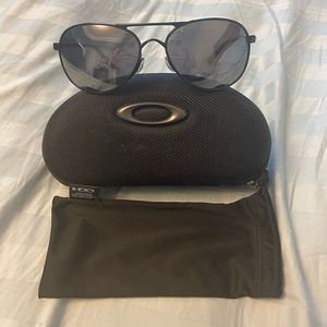 Oakley aviators